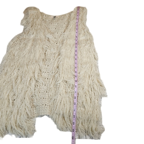 Ya Los Angeles Faux Fur Hippie Boho Style Vest, Ivory/Cream, OS - Picture 12 of 12